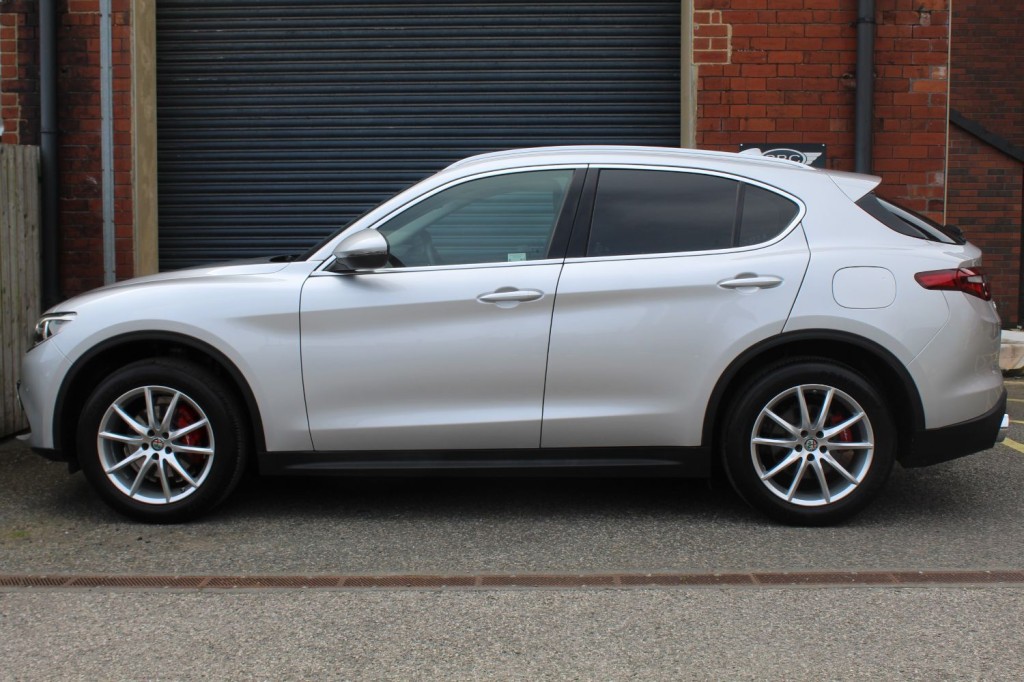 ALFA ROMEO STELVIO