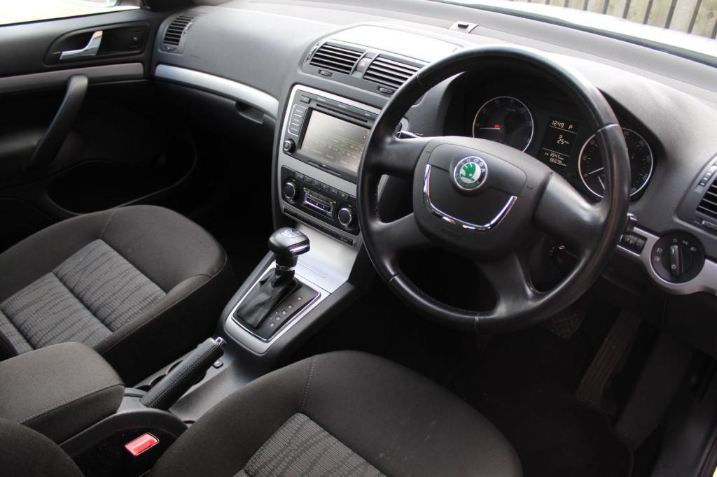 SKODA OCTAVIA