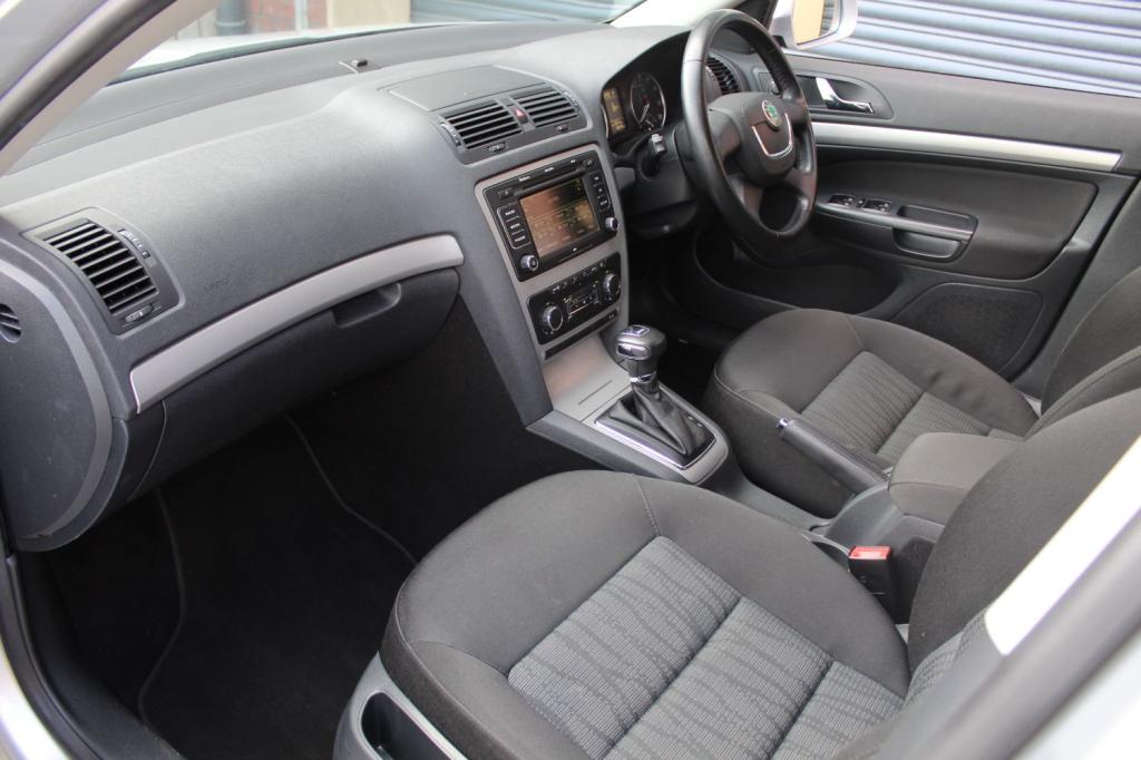 SKODA OCTAVIA