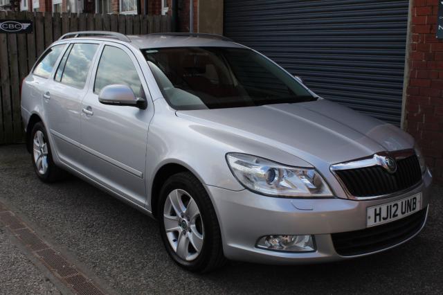 SKODA OCTAVIA ELEGANCE TSI DSG