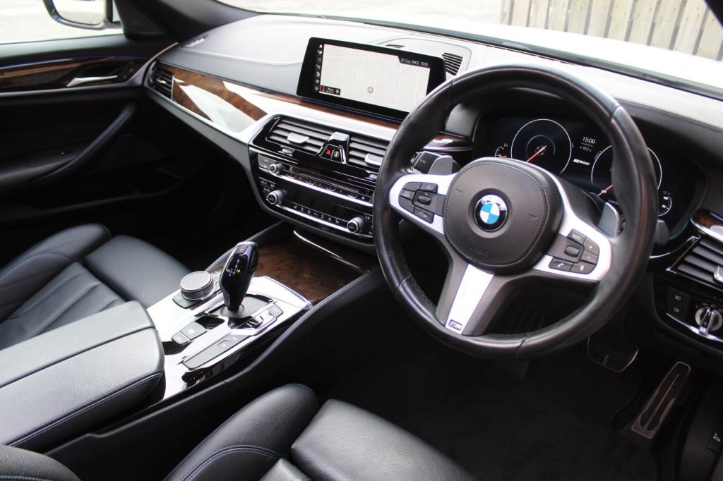 BMW 5 SERIES