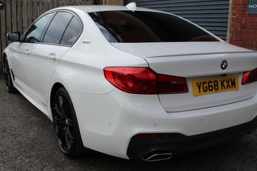 BMW 5 SERIES