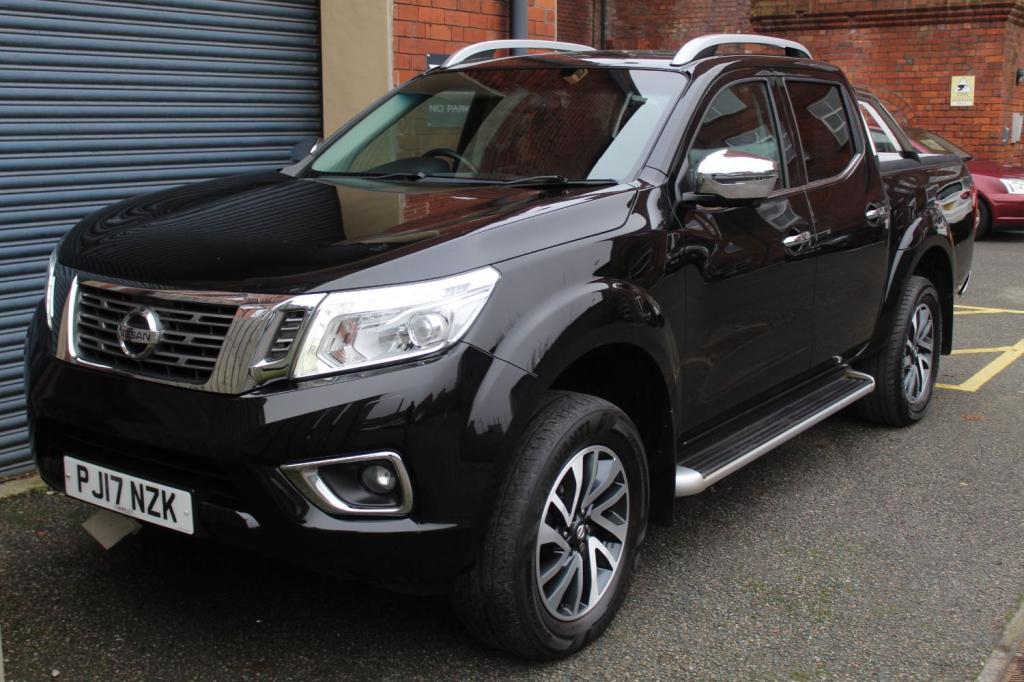 NISSAN NAVARA