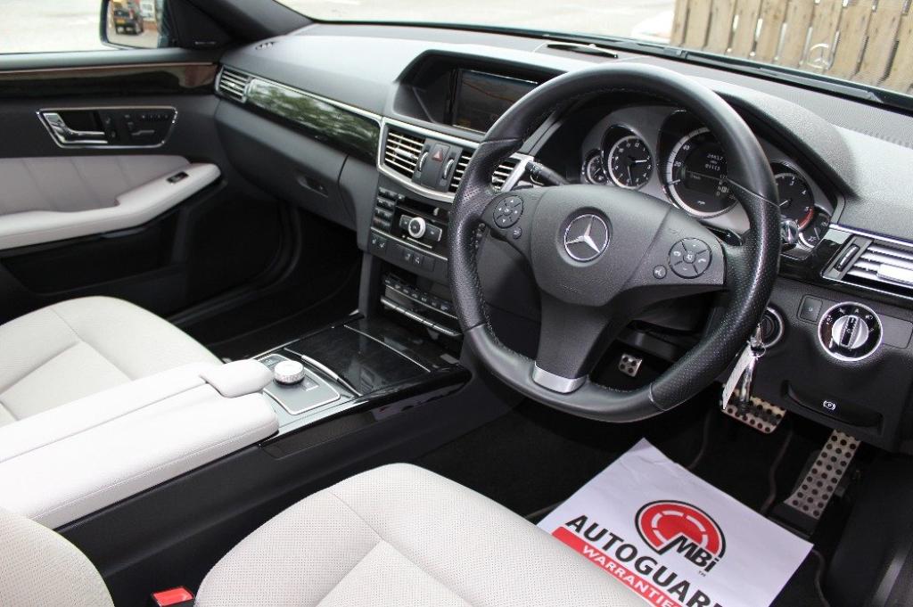 MERCEDES-BENZ E CLASS