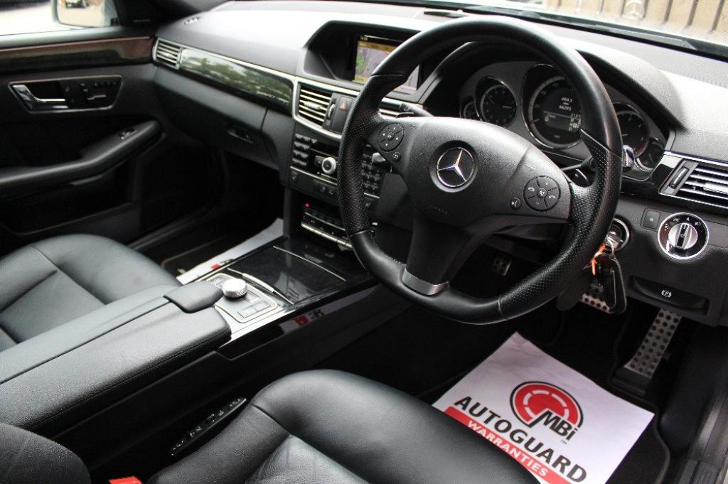 MERCEDES-BENZ E CLASS