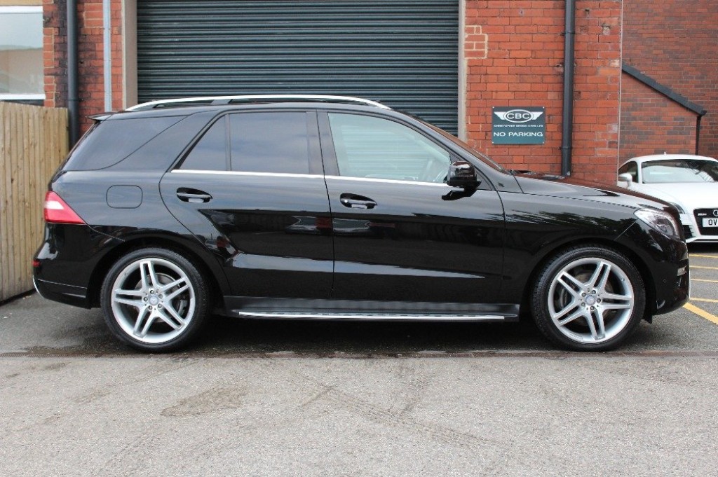 MERCEDES-BENZ M CLASS