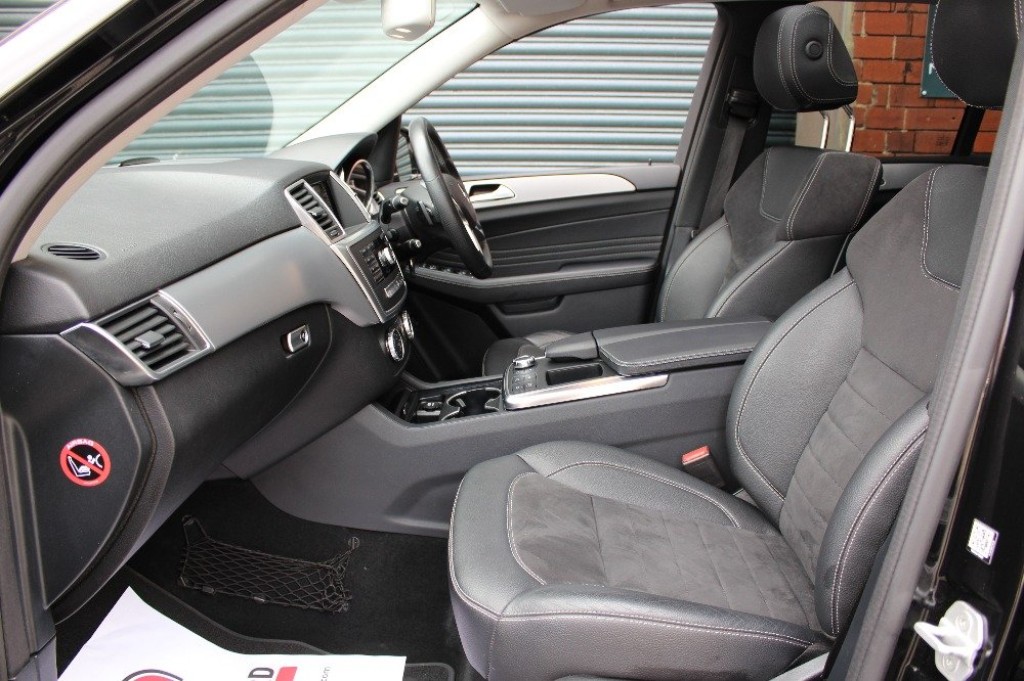 MERCEDES-BENZ M CLASS