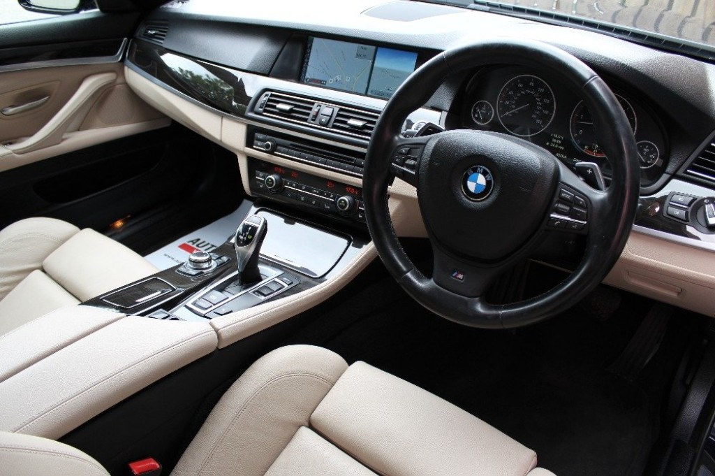 BMW 5 SERIES
