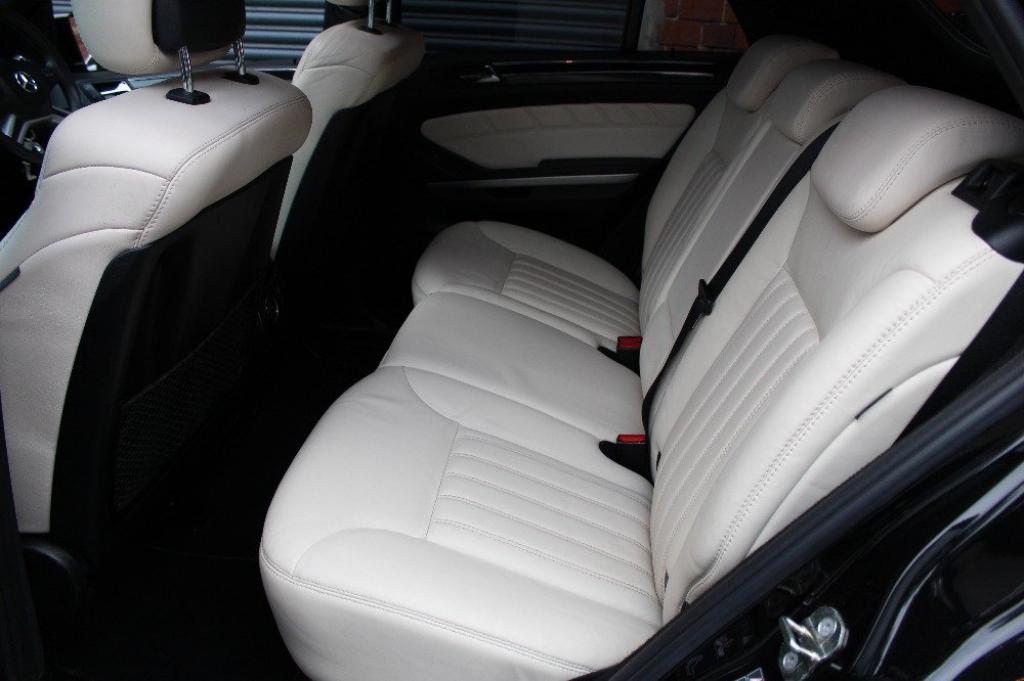 MERCEDES-BENZ M CLASS