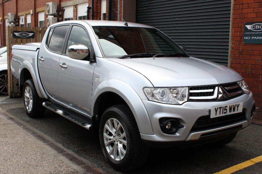 MITSUBISHI L200