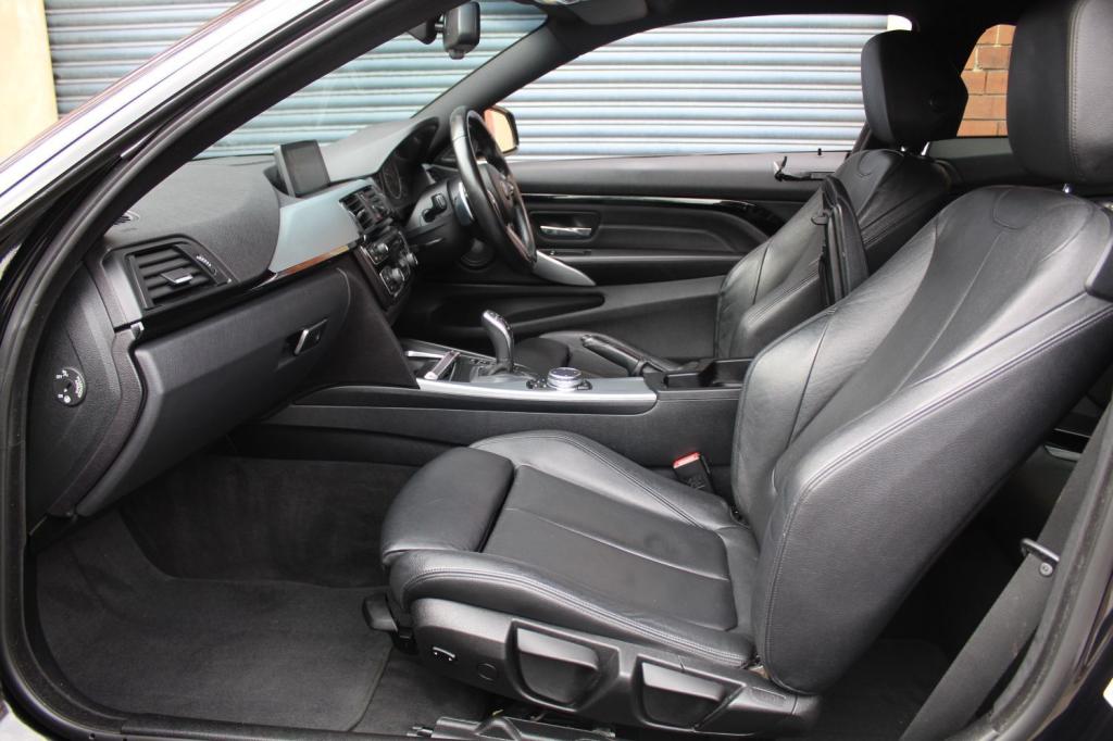 BMW 4 SERIES
