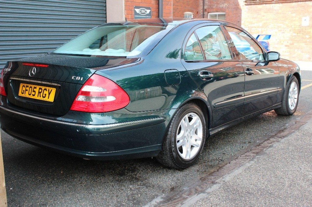 MERCEDES-BENZ E CLASS