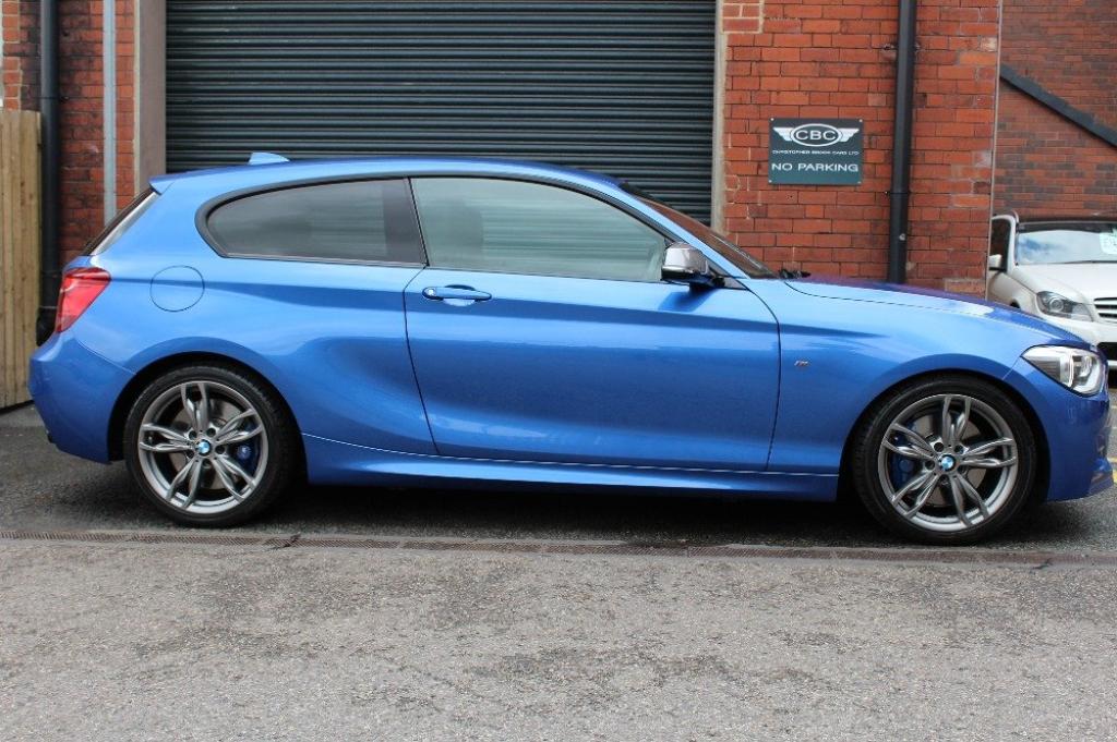 BMW 1 SERIES