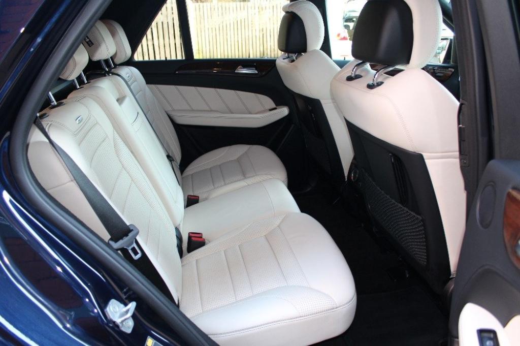 MERCEDES-BENZ M CLASS