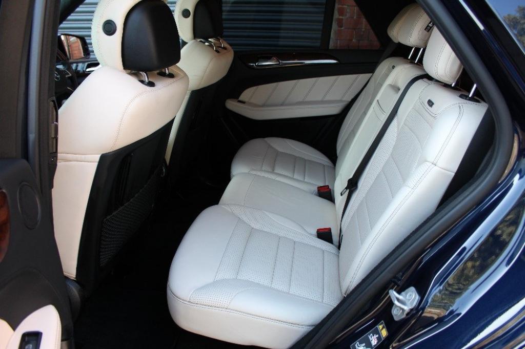 MERCEDES-BENZ M CLASS