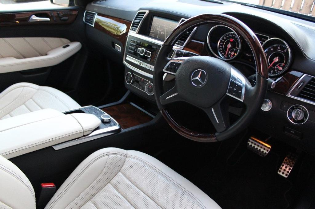 MERCEDES-BENZ M CLASS