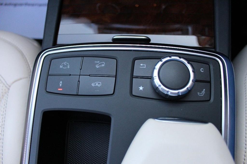 MERCEDES-BENZ M CLASS