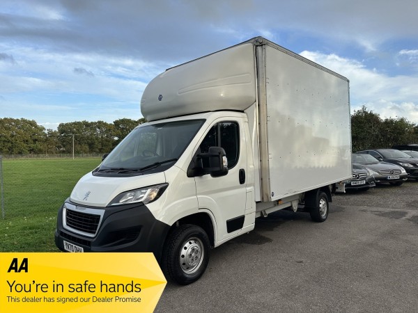 View PEUGEOT BOXER 2.2 BLUE HDI  335 Plus - TWO OWNERS - EURO 6 ULEZ COMPLIANT -   PLUS VAT -