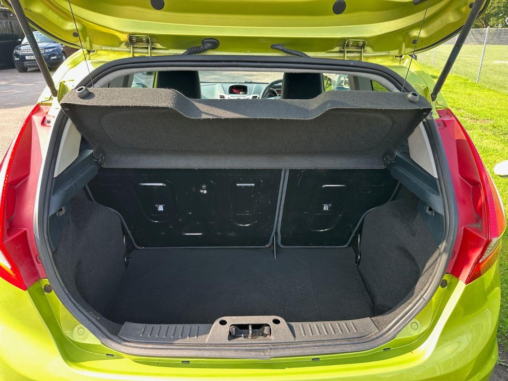 FORD FIESTA 1.4 Titanium 2009