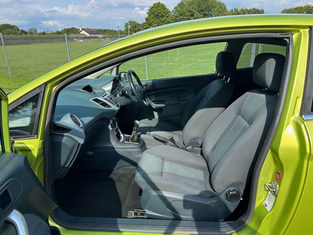 FORD FIESTA 1.4 Titanium 2009