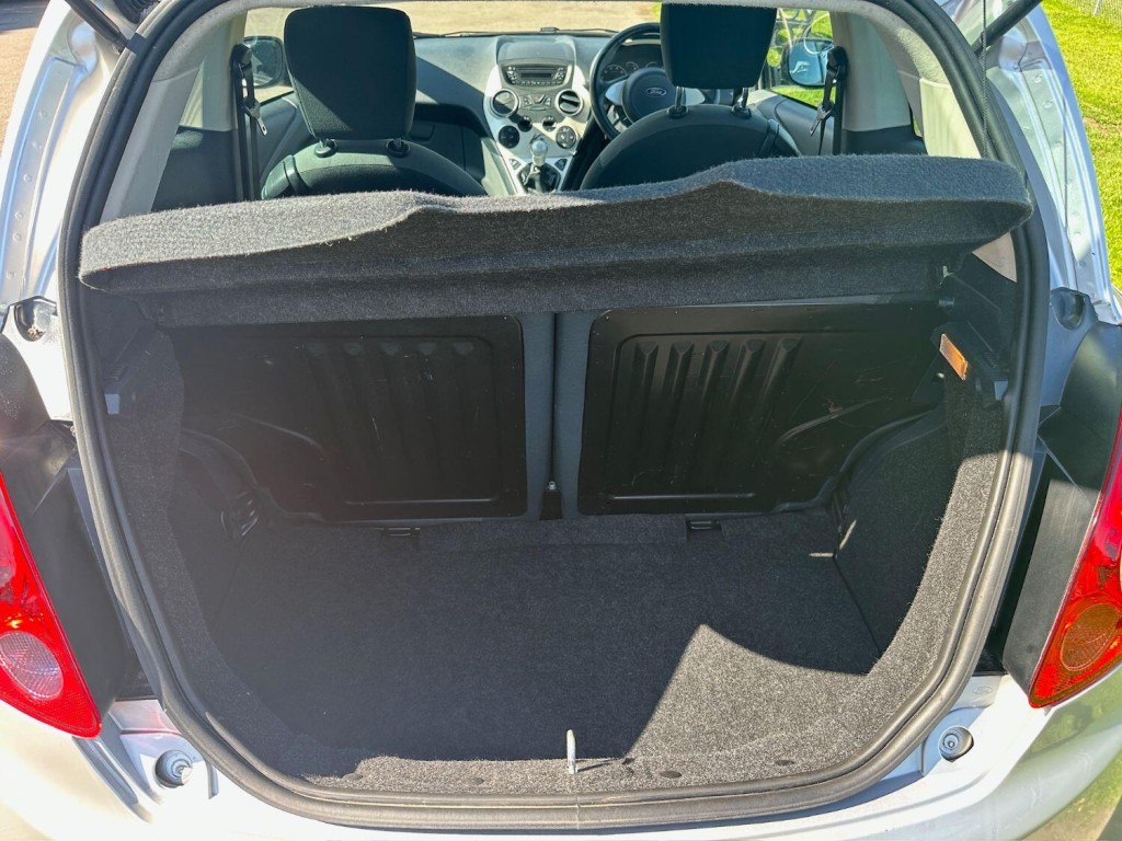 FORD KA 1.2 Titanium 2012