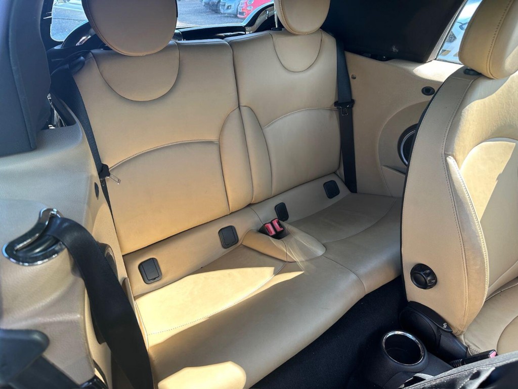 MINI HATCH COOPER 1.6 Cooper S Convertible 2010