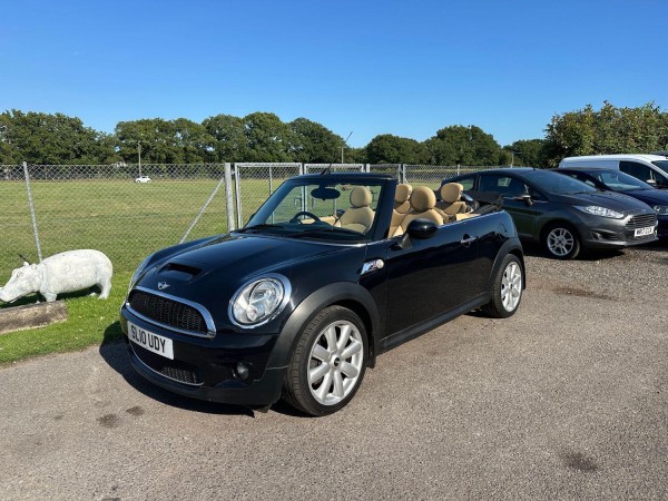 View MINI HATCH COOPER 1.6 Cooper S Convertible