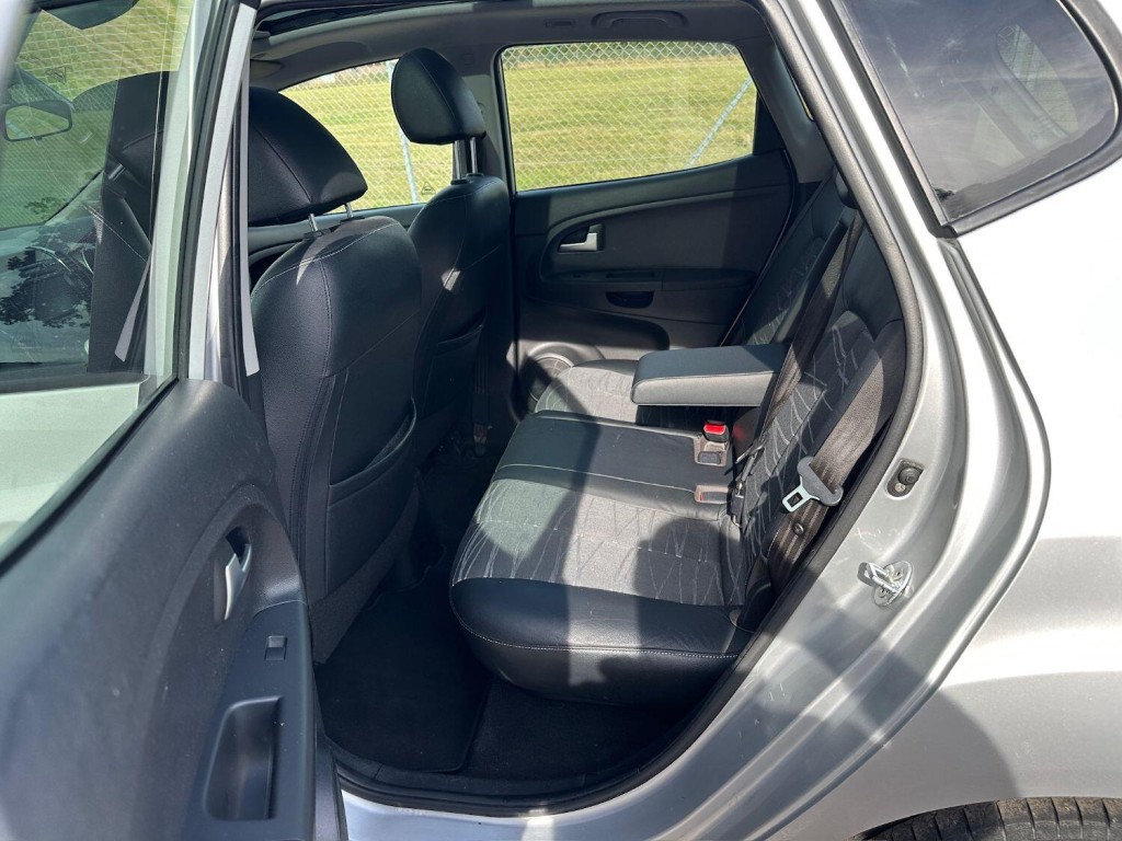 KIA VENGA 1.6 CRDi EcoDynamics 3 2012