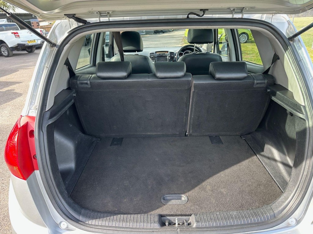 KIA VENGA 1.6 CRDi EcoDynamics 3 2012