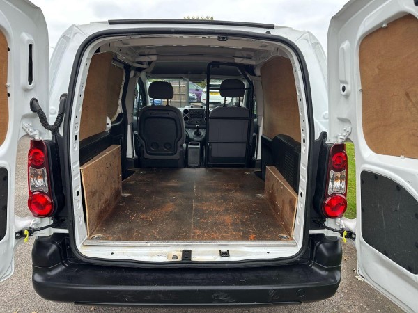 View PEUGEOT PARTNER 