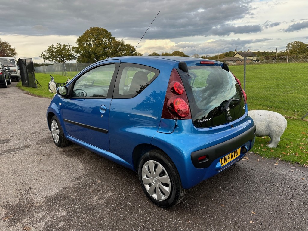 PEUGEOT 107 1.0 12V Active 2014