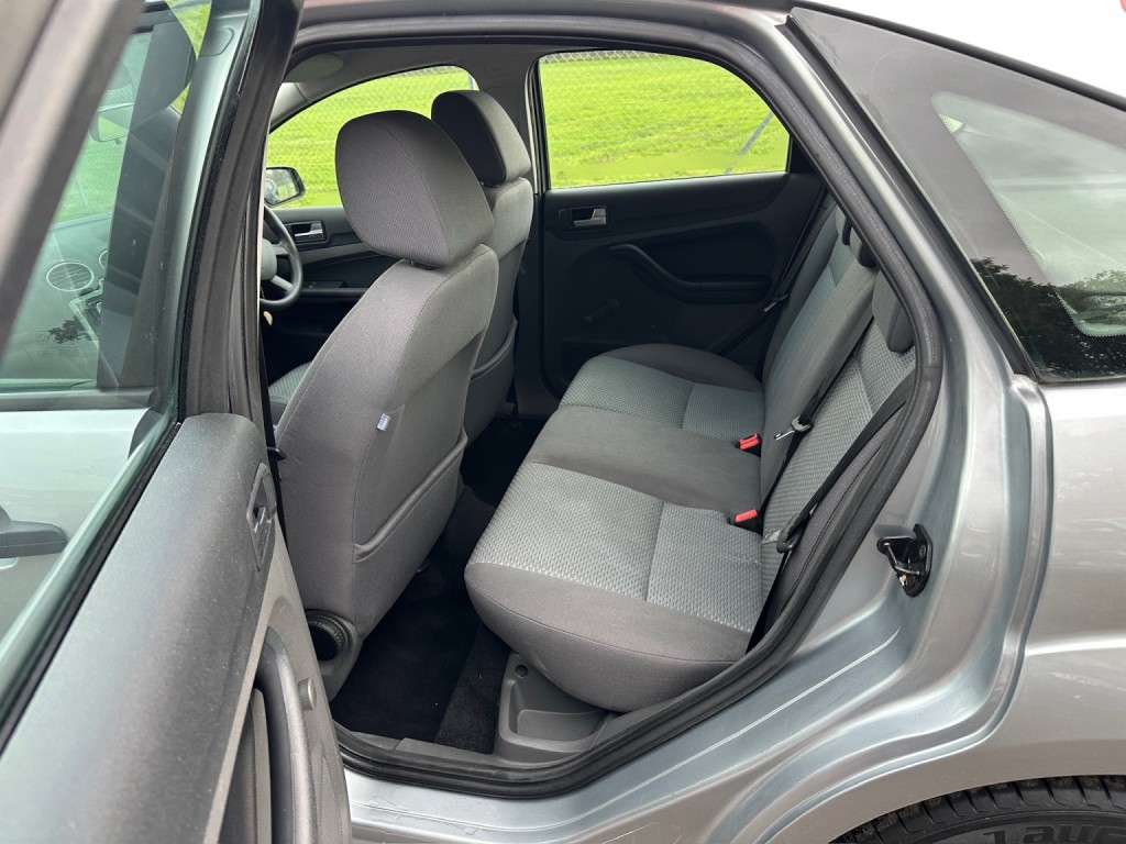 FORD FOCUS 1.4 LX 2005