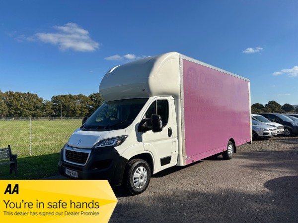 View PEUGEOT BOXER 2.0 BlueHDi 335