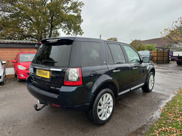 View LAND ROVER FREELANDER 2 2.2 SD4 HSE
