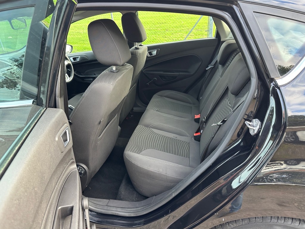 FORD FIESTA 1.5 TDCi Zetec 2014