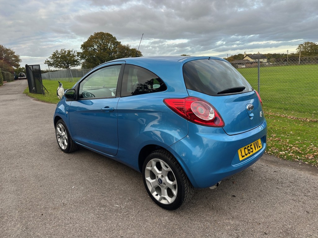 FORD KA 1.2 Zetec 2015