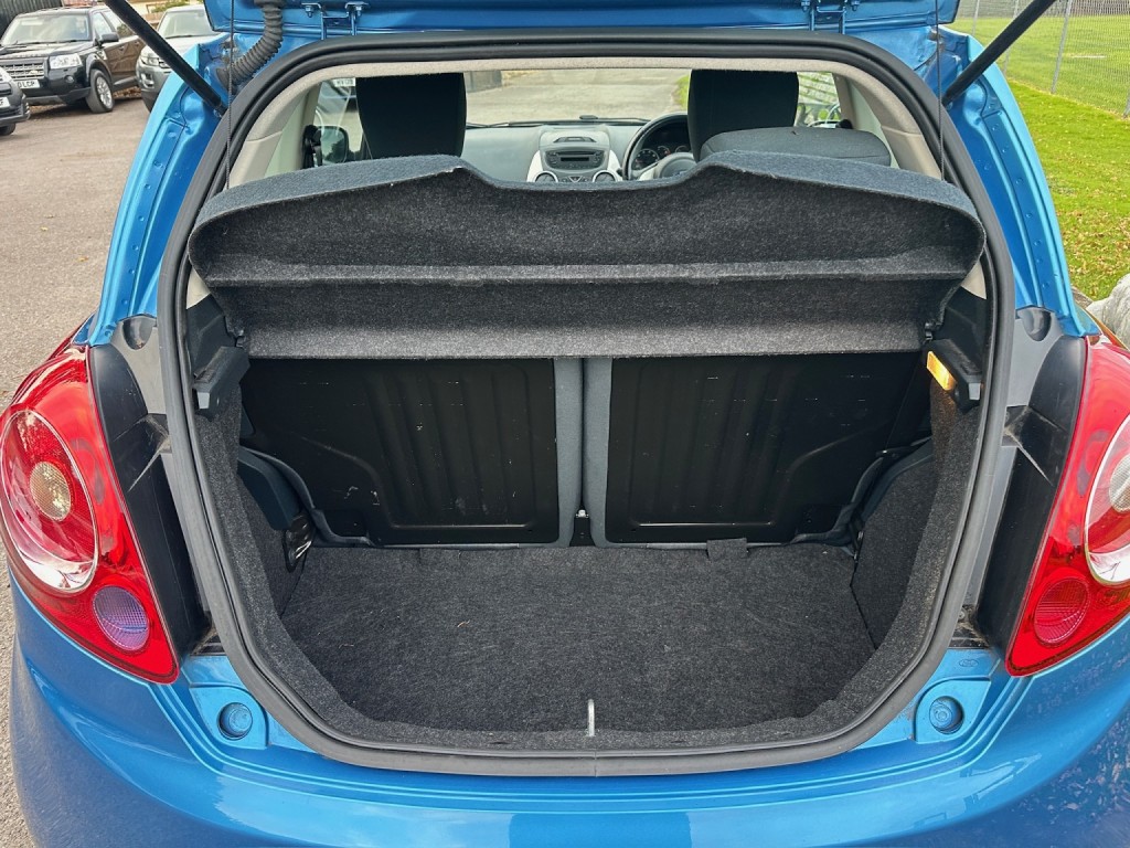 FORD KA 1.2 Zetec 2015