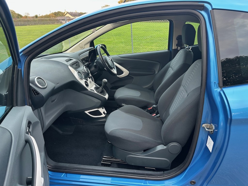 FORD KA 1.2 Zetec 2015