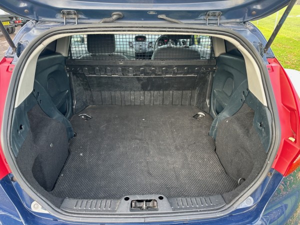 View FORD FIESTA VAN 1.4 TDCi Base