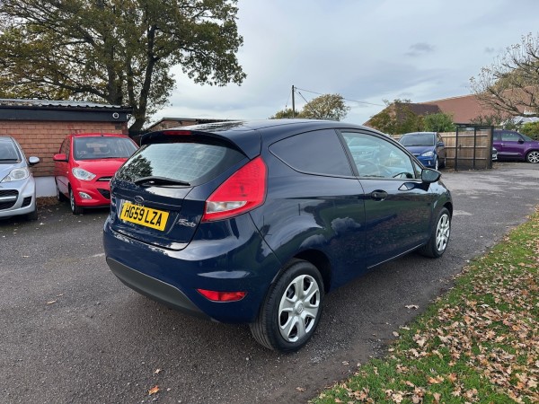 View FORD FIESTA VAN 1.4 TDCi Base