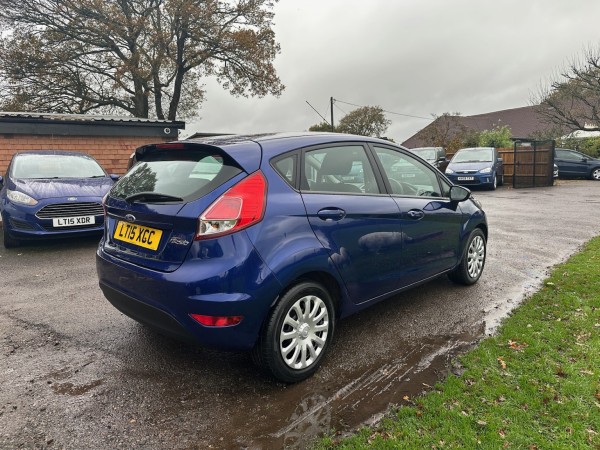 View FORD FIESTA 1.5 TDCi Style