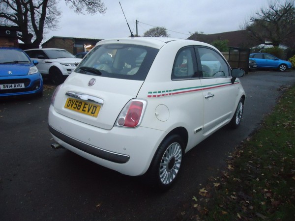 View FIAT 500 1.2 500 1.2 Lounge (start Stop)