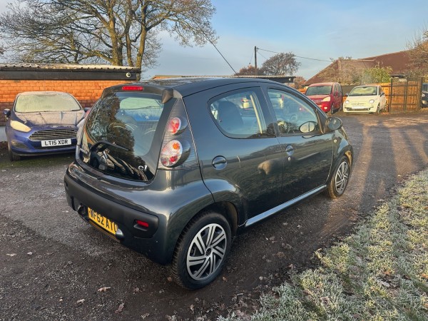 View CITROEN C1 1.0 i VTR