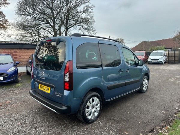 View CITROEN BERLINGO 1.6 BlueHDi XTR