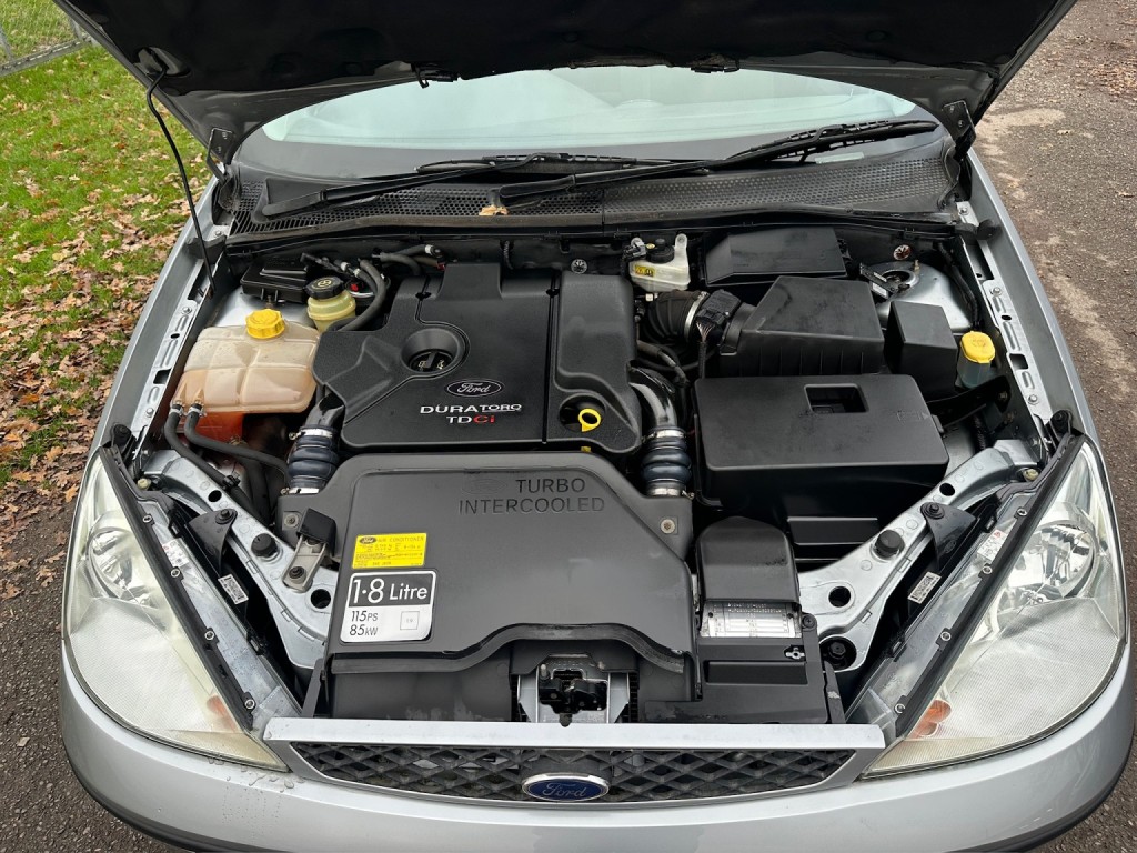 FORD FOCUS 1.8 TDCi Ghia 2004