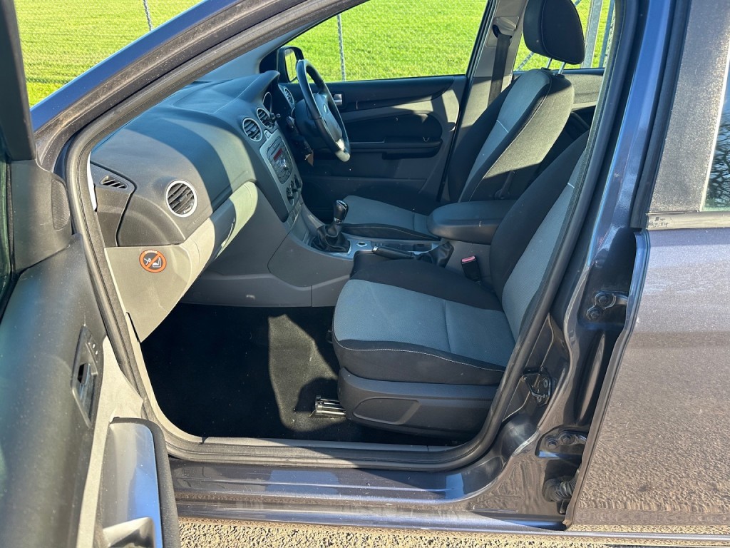 FORD FOCUS 1.6 Zetec 2011