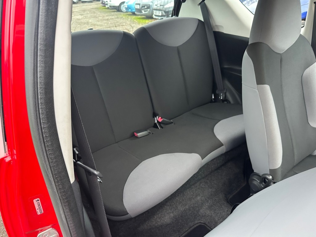 PEUGEOT 107 1.0 12V Access 2014