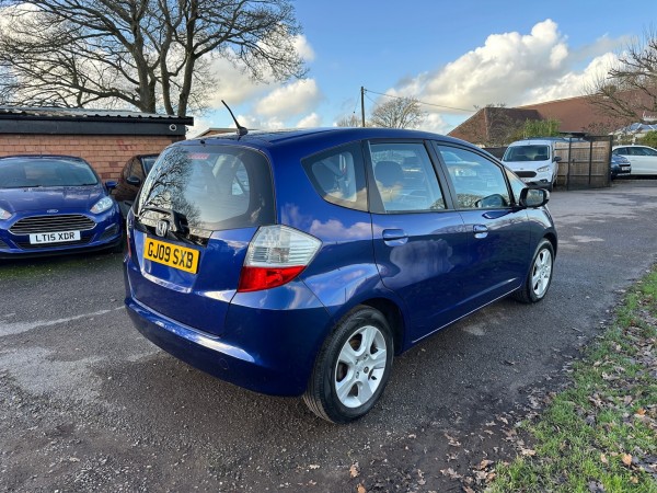 View HONDA JAZZ 1.4 i-VTEC ES