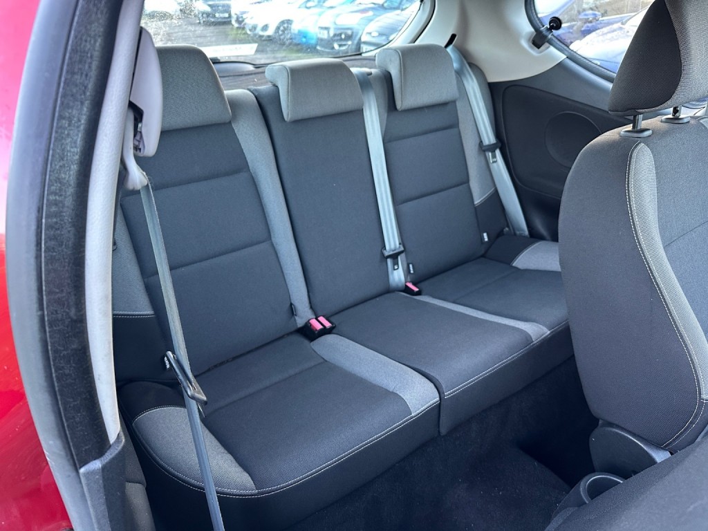 PEUGEOT 207 1.4 Envy 2011