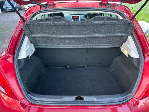 View PEUGEOT 207 1.4 Envy